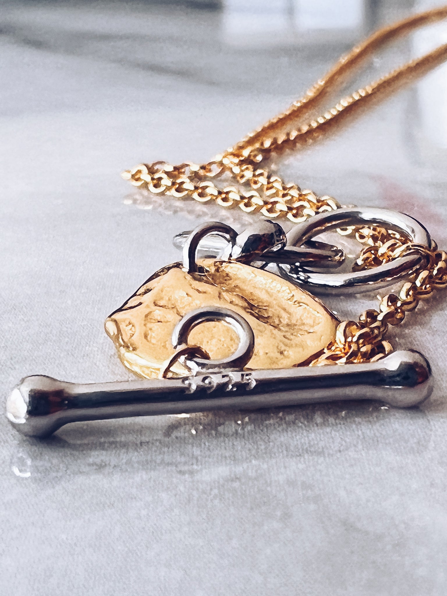 METIS Sterling Silver T-Hoop Pendant Necklace