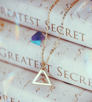 HESTIA Sterling Silver Triangle Geometric Necklace