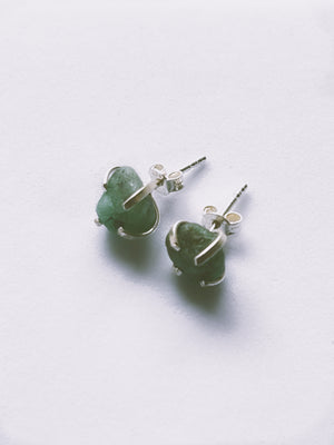 OLWEN - Emerald Gemstone Stud Earrings