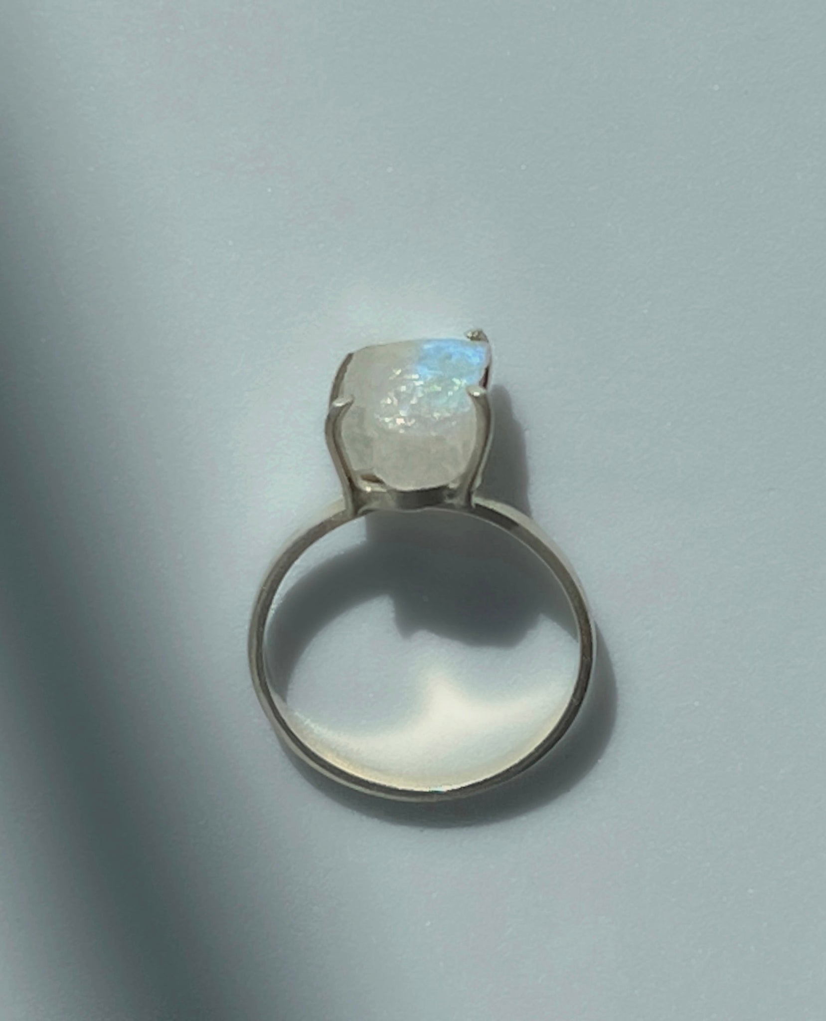 GLETI - Raw Rainbow Moonstone Ring