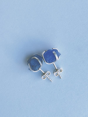 SHASHAYA - Raw Tanzanite Gemstone Stud Earrings