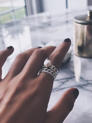 HEMERA Sterling Silver Pearl Cuban Chain Ring